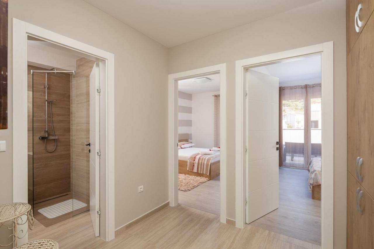 Mintos Luxury Resort Подстрана Экстерьер фото