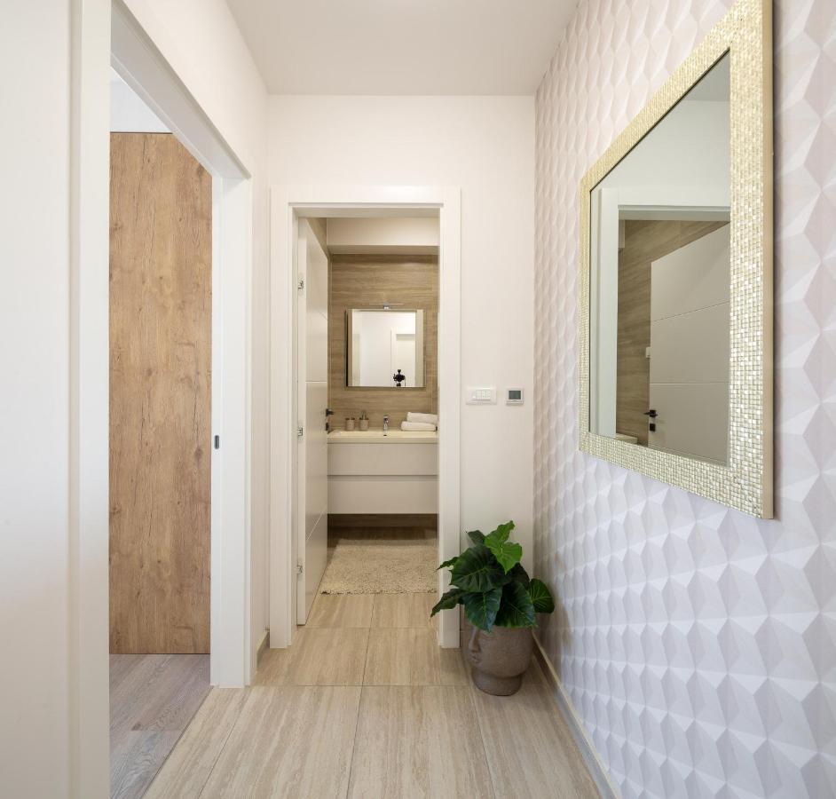 Mintos Luxury Resort Подстрана Экстерьер фото