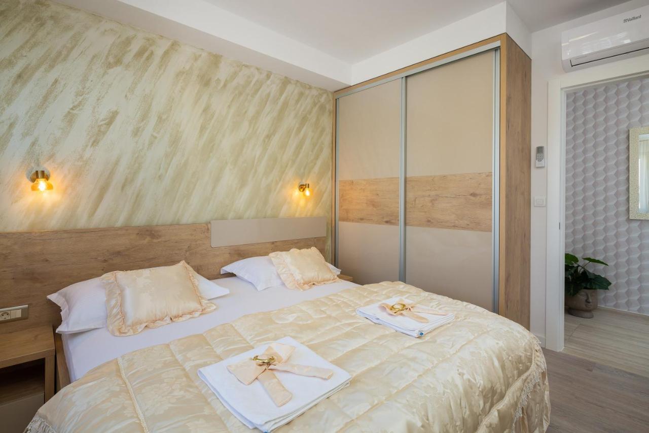 Mintos Luxury Resort Подстрана Экстерьер фото