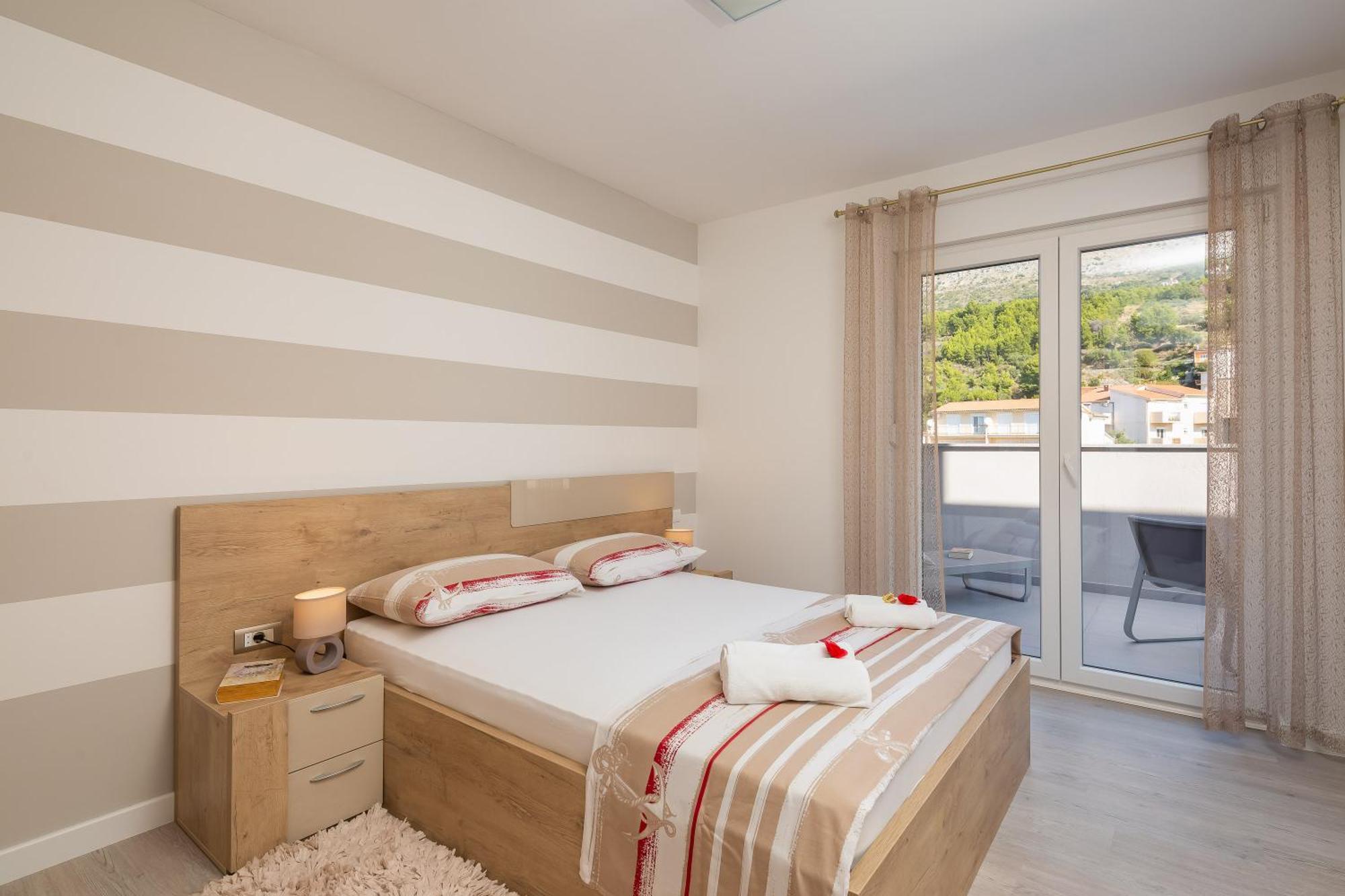 Mintos Luxury Resort Подстрана Номер фото